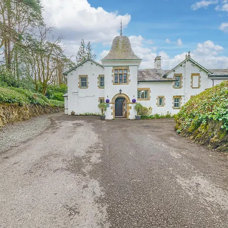 The Oaks * Windermere